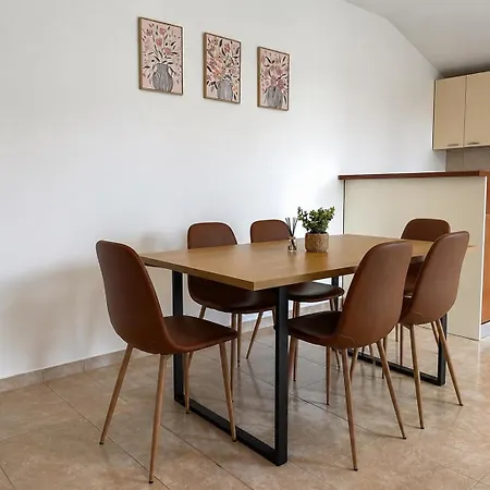 Appartement Ivana *